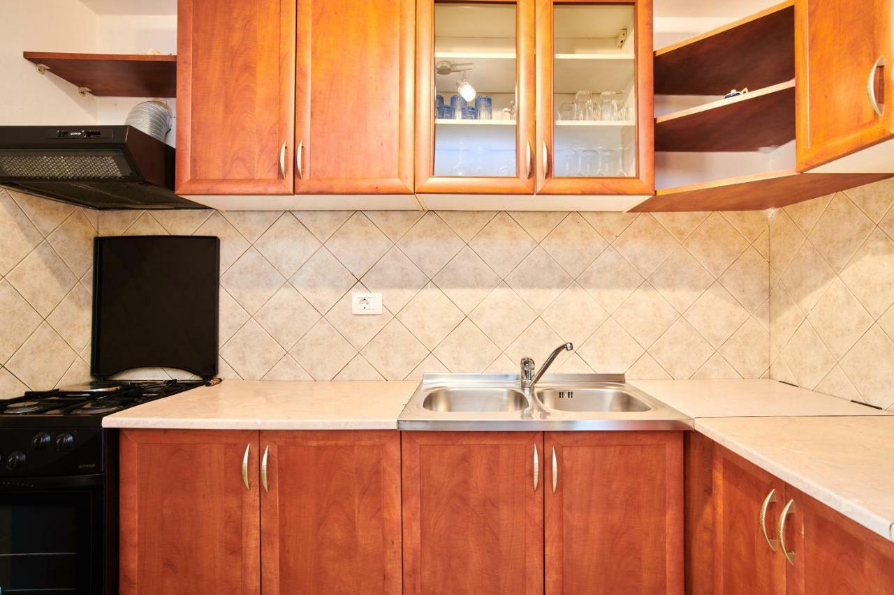 Apartamento App Sverko Vilanija Exterior foto