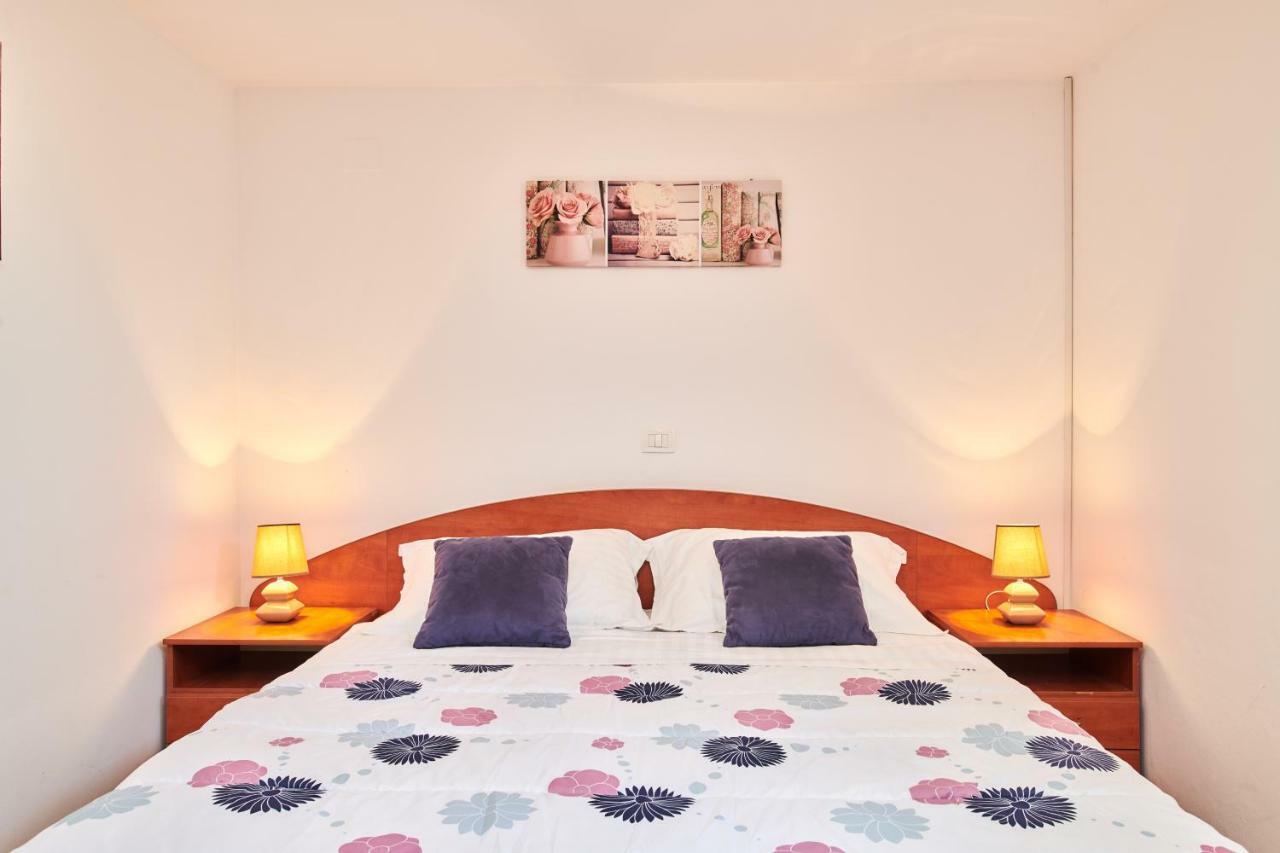 Apartamento App Sverko Vilanija Exterior foto